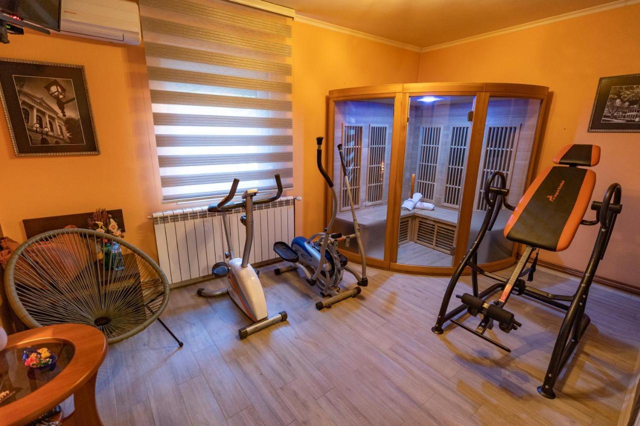 Garni Hotel Lama كراغوييفاك المظهر الخارجي الصورة