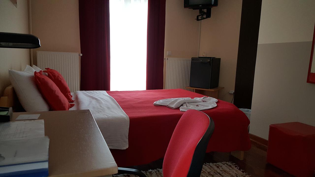 Garni Hotel Lama كراغوييفاك المظهر الخارجي الصورة