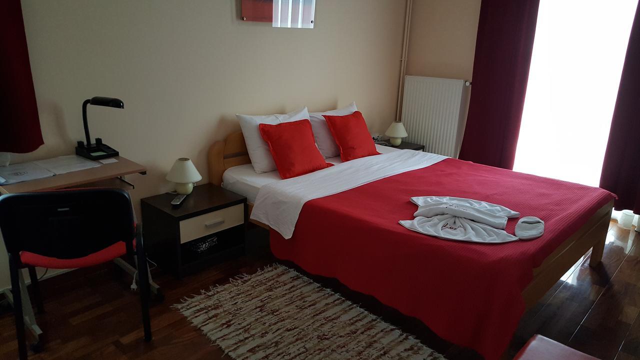 Garni Hotel Lama كراغوييفاك المظهر الخارجي الصورة